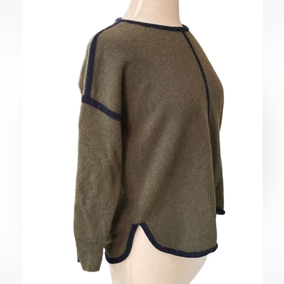 J. Crew Women’s Sweater 100% Wool Black Label Olive Green Size Small - Picture 3 of 9